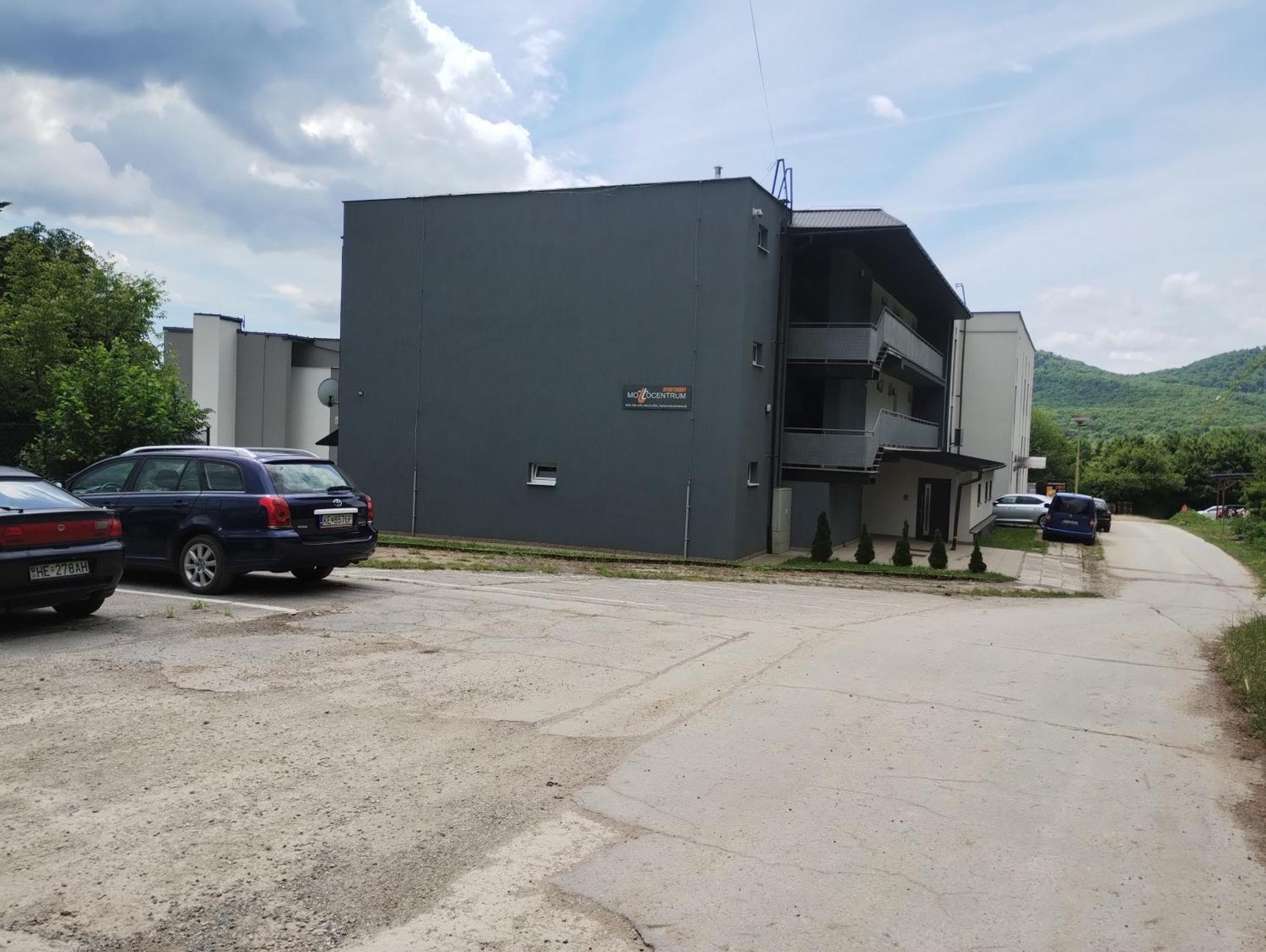 Apartmany Fantagiro Kaluža Exterior foto