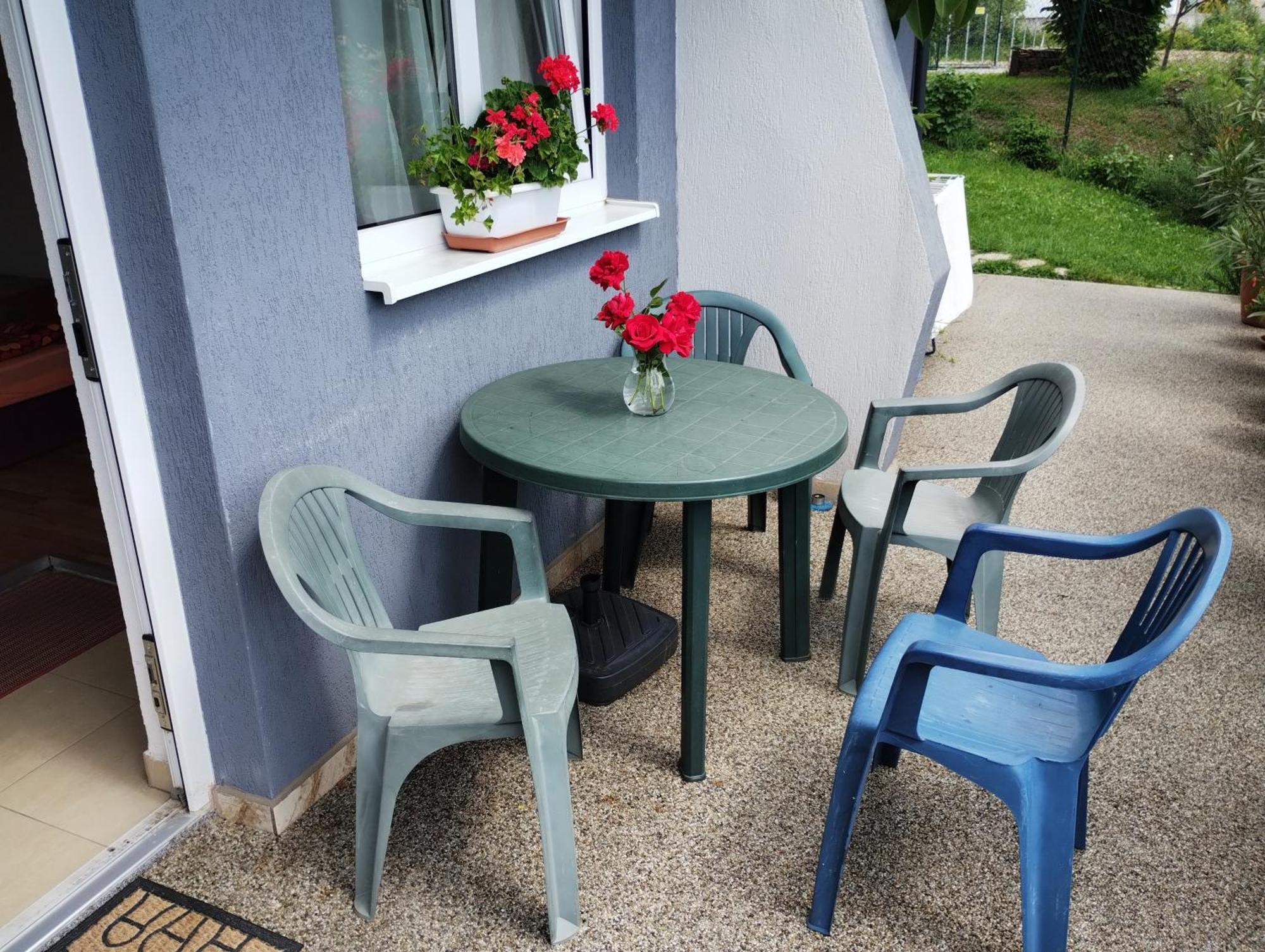 Apartmany Fantagiro Kaluža Exterior foto